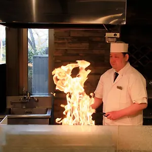 https://sengokuhara-bettei-fuga.hotelshakone.com