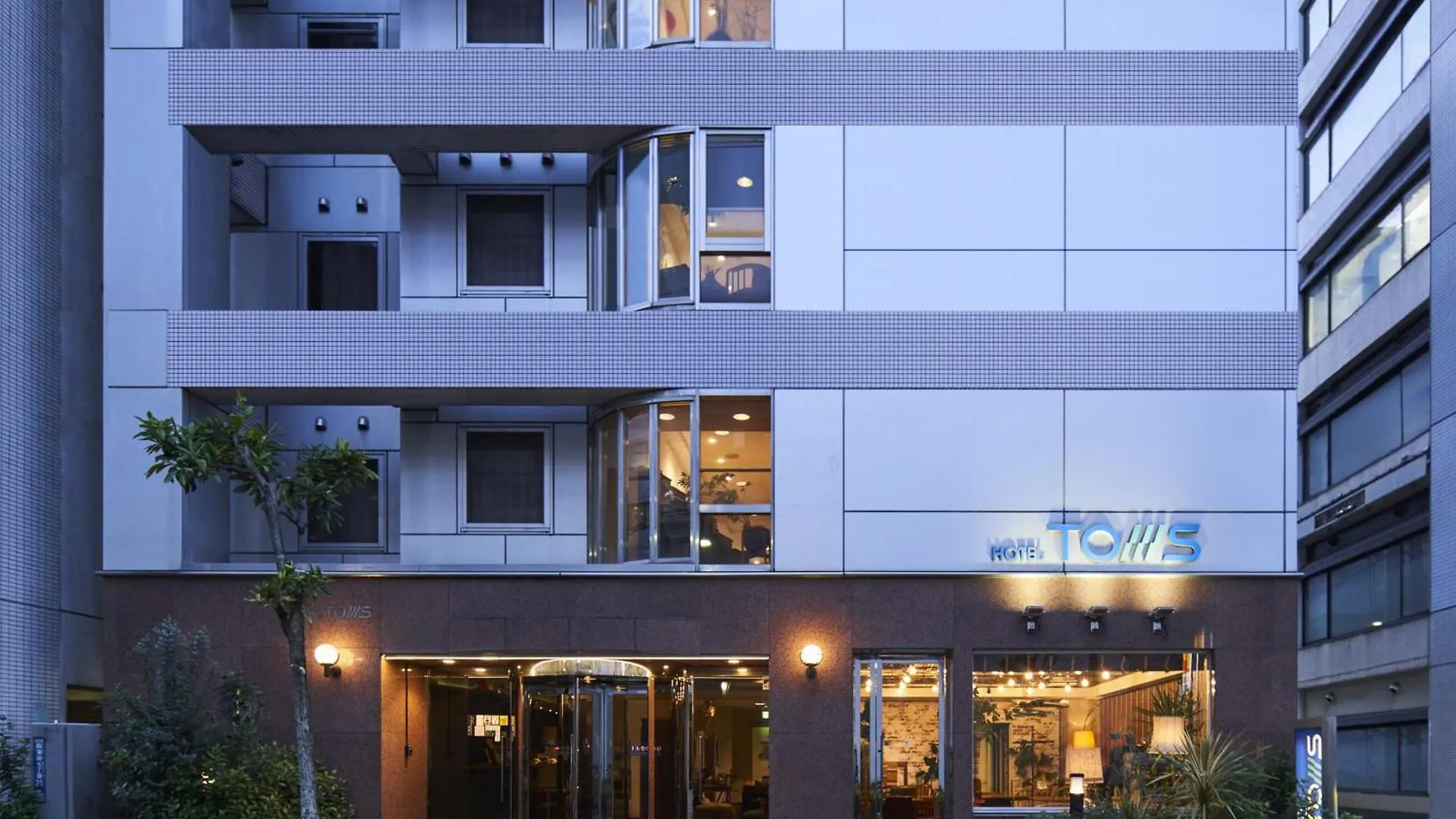 Hotel Toms Tokio 3*,